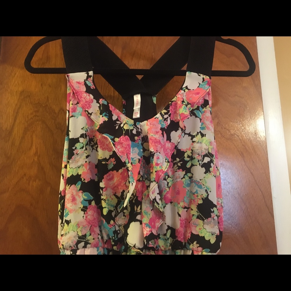 🎉 Xhilaration Junior’s floral racer back dress - Picture 4 of 7
